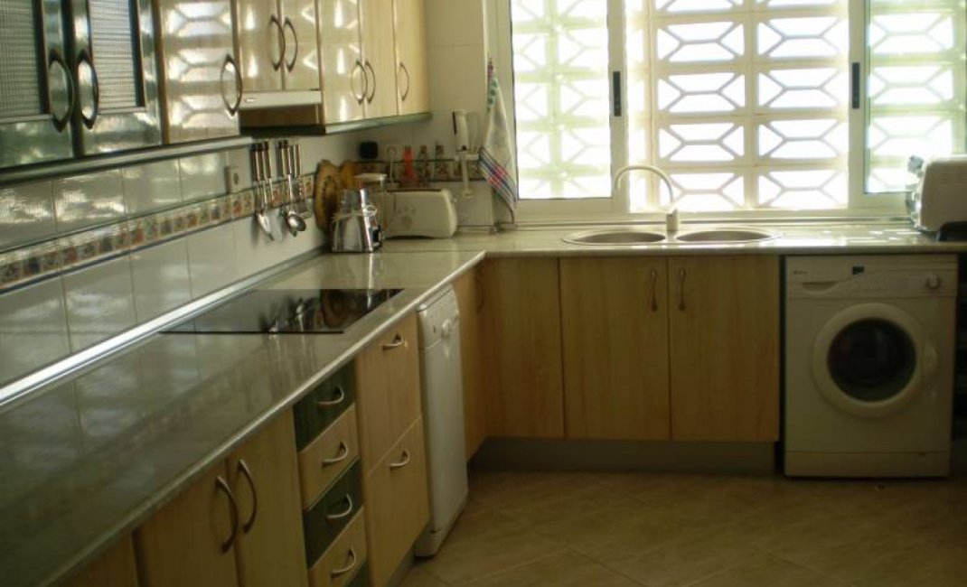 Resale - Apartment / flat -
Benidorm - Levante