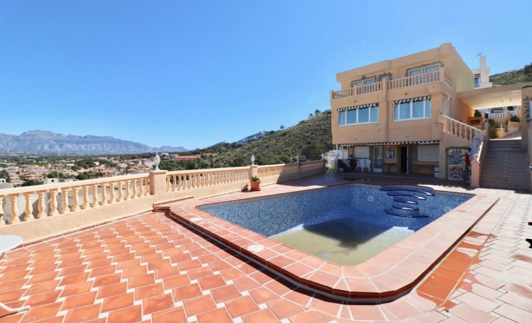 Resale - Villa -
Benidorm - Rincón de Loix