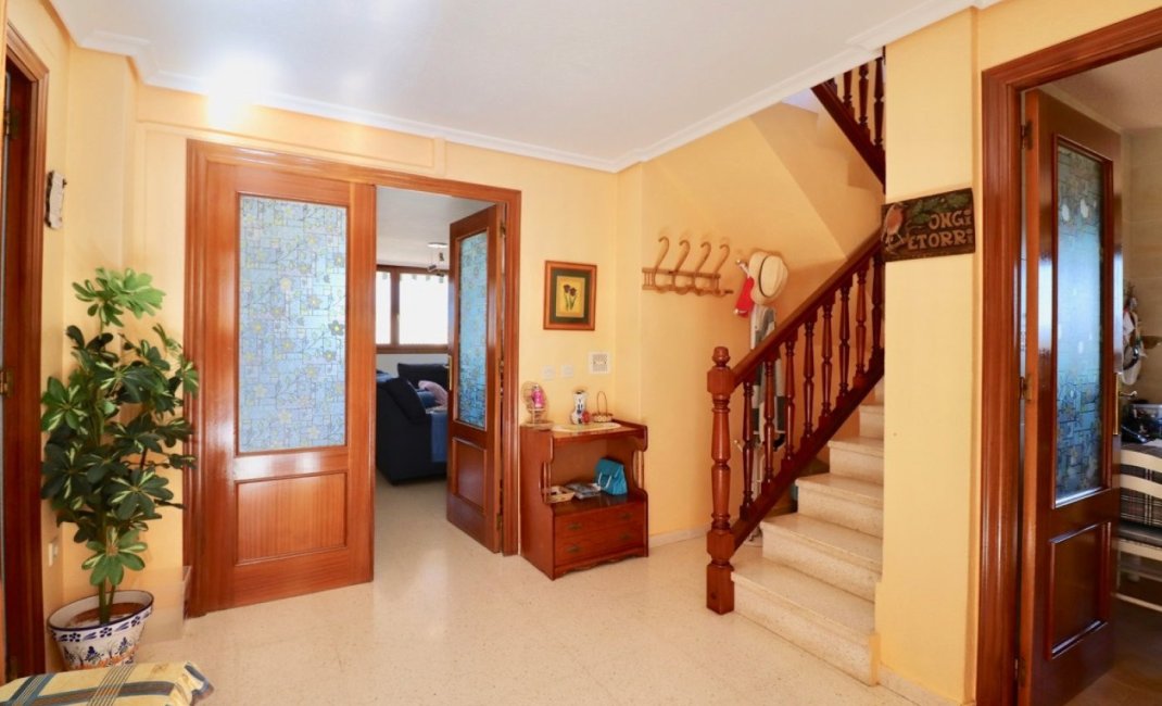 Resale - Villa -
Benidorm - Rincón de Loix