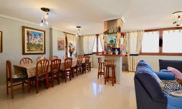 Resale - Villa -
Benidorm - Rincón de Loix