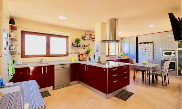 Resale - Villa -
Benidorm - Rincón de Loix