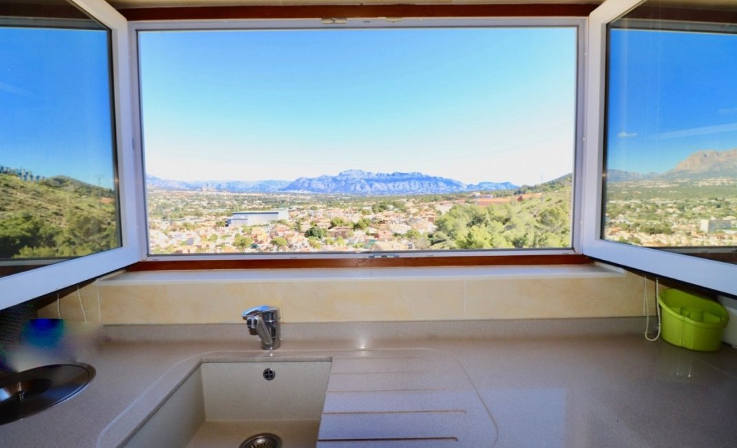 Resale - Villa -
Benidorm - Rincón de Loix