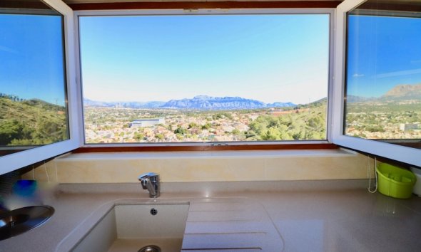 Resale - Villa -
Benidorm - Rincón de Loix