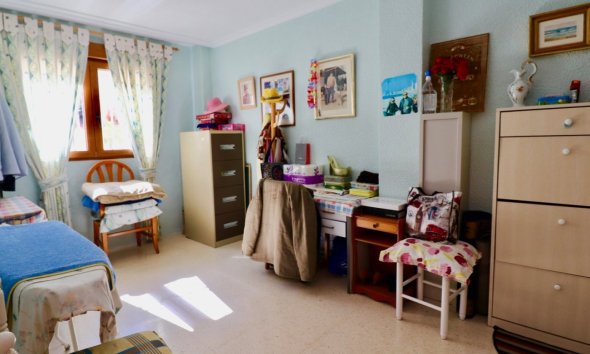 Resale - Villa -
Benidorm - Rincón de Loix