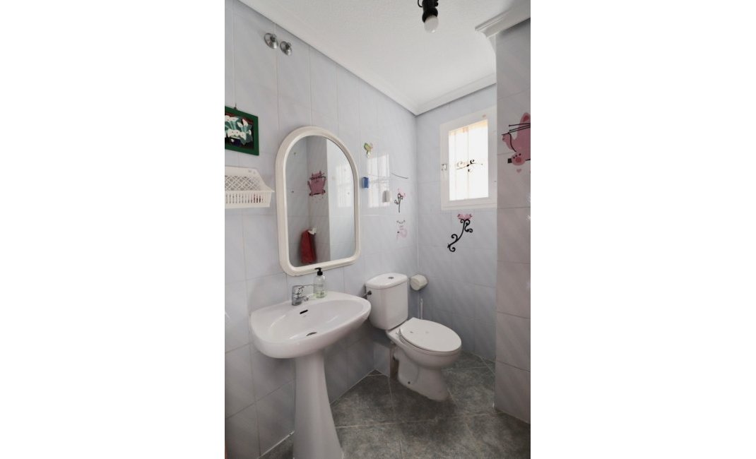 Resale - Villa -
Benidorm - Rincón de Loix