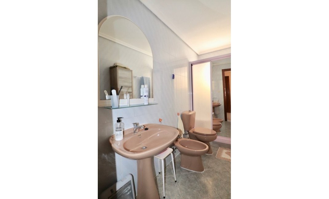 Resale - Villa -
Benidorm - Rincón de Loix