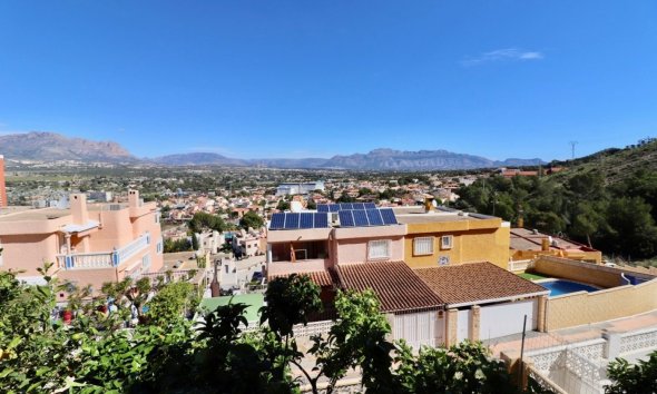 Resale - Villa -
Benidorm - Rincón de Loix