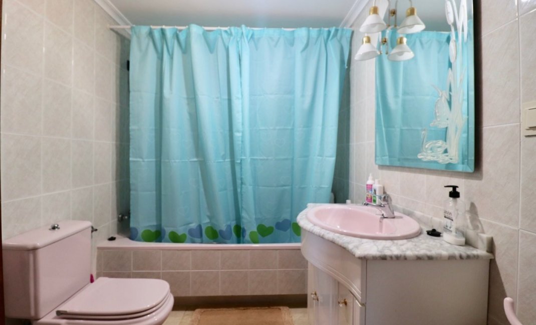 Resale - Villa -
Benidorm - Rincón de Loix