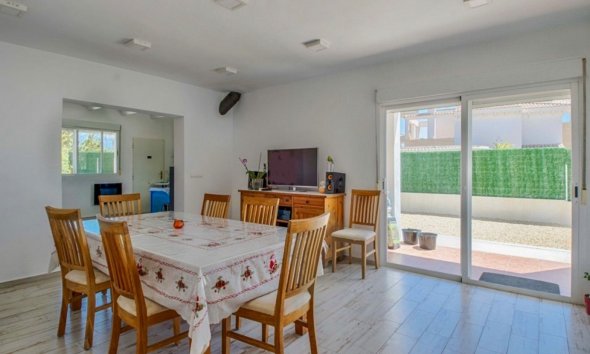 Revente - Villa -
La Nucía