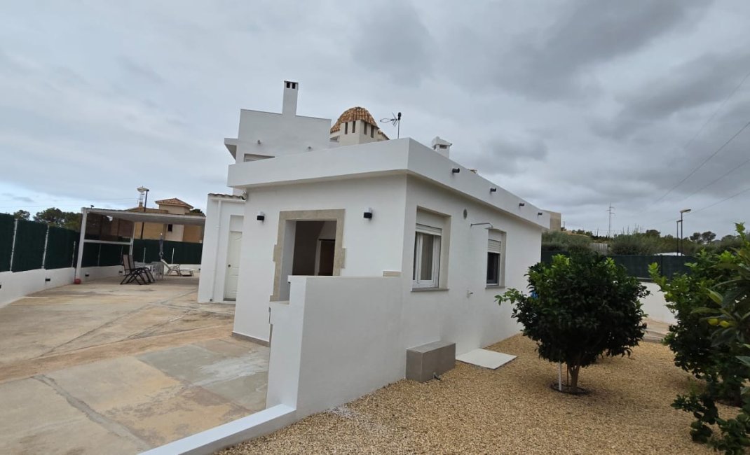 Revente - Villa -
La Nucía