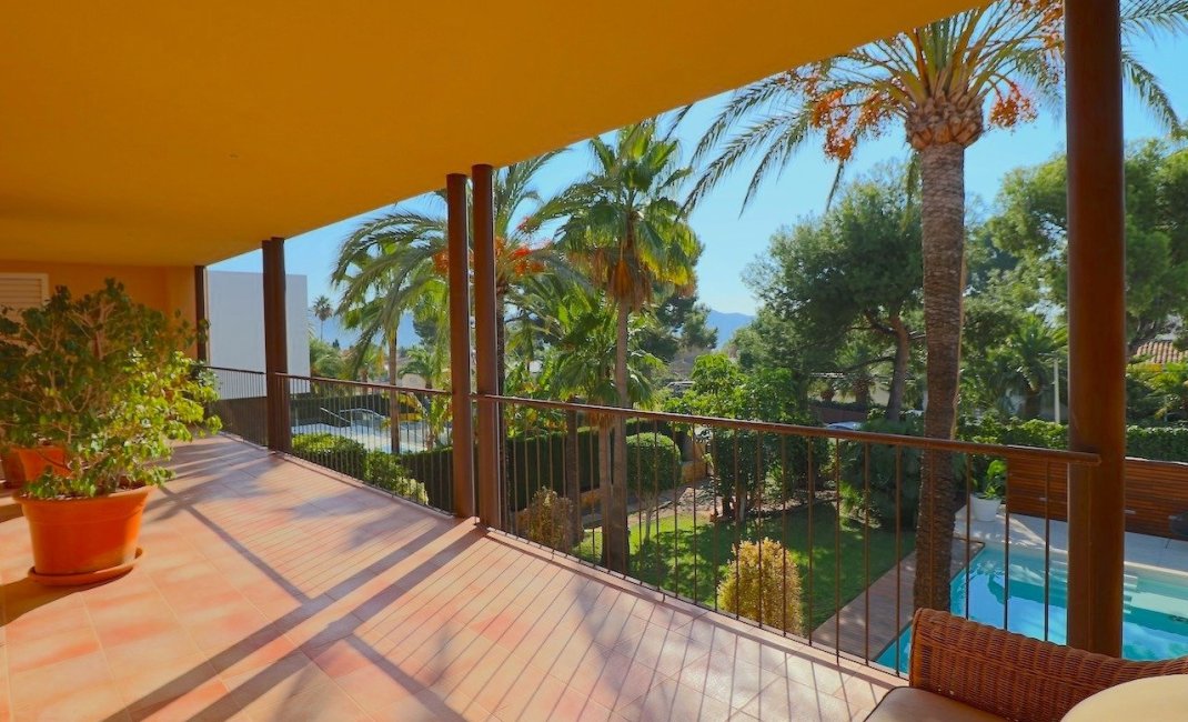 Resale - Villa -
Benidorm - Urbanizaciones