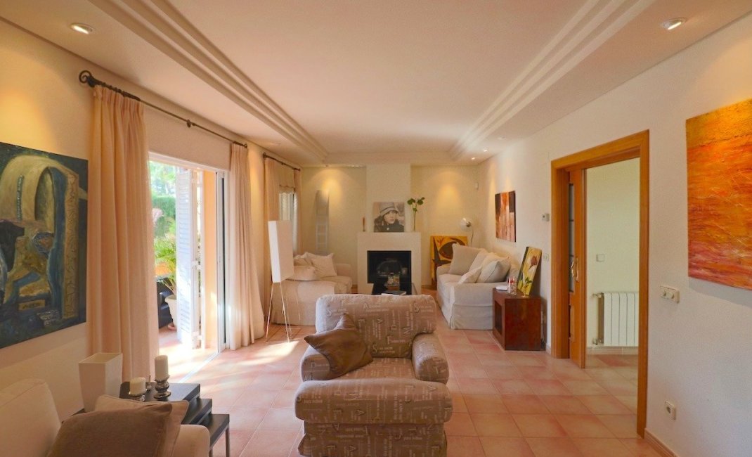 Resale - Villa -
Benidorm - Urbanizaciones