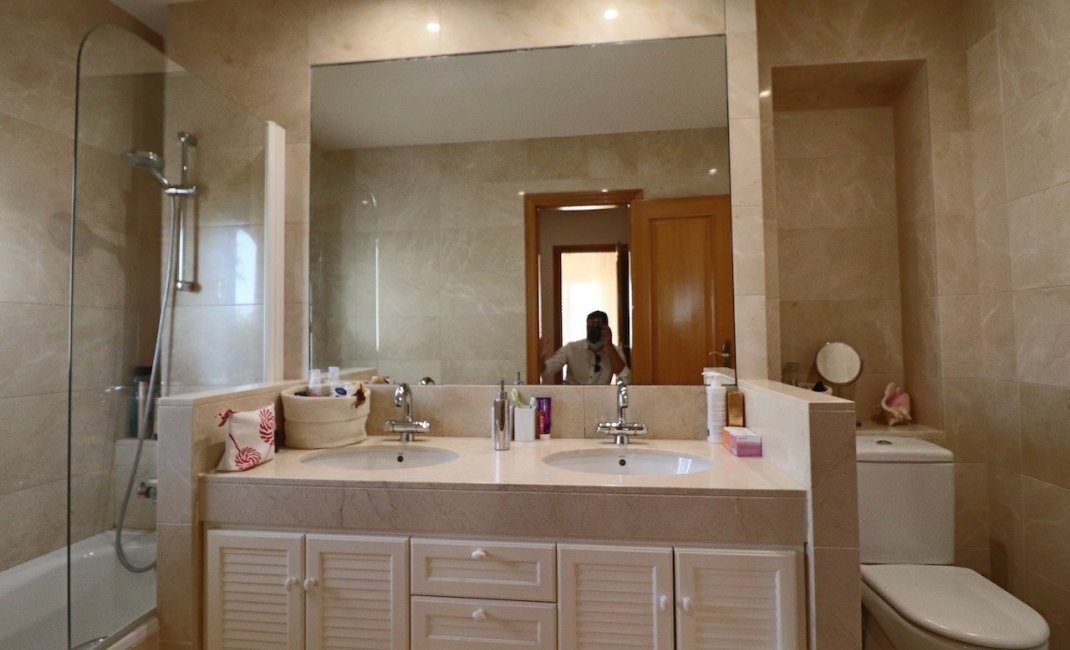 Resale - Villa -
Benidorm - Urbanizaciones