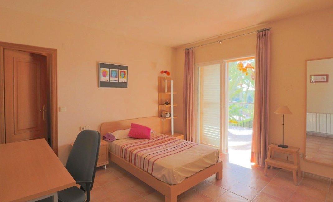 Resale - Villa -
Benidorm - Urbanizaciones