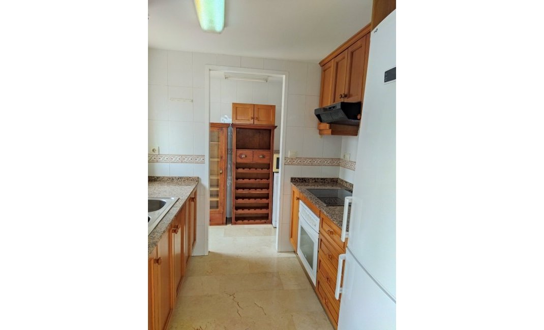 Resale - Apartment / flat -
Benidorm - Rincón de Loix