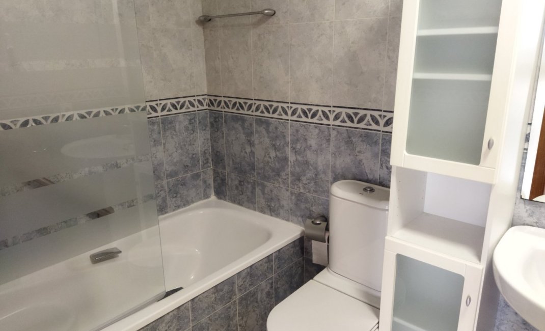 Resale - Apartment / flat -
Benidorm - Rincón de Loix