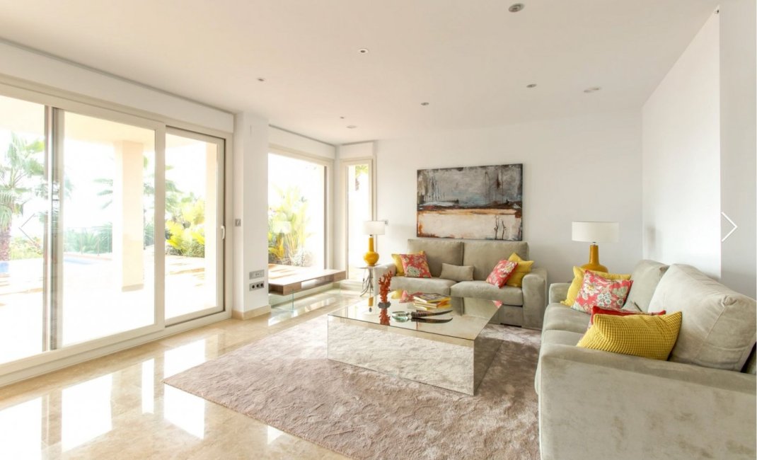 Herverkoop - Villa -
Moraira