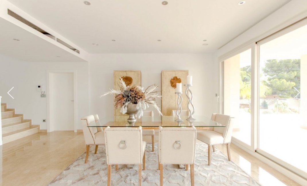 Herverkoop - Villa -
Moraira