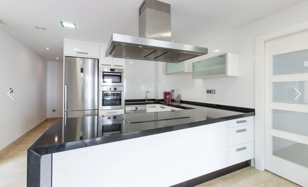 Herverkoop - Villa -
Moraira