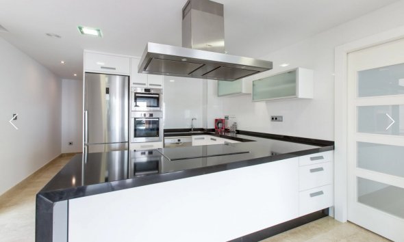 Herverkoop - Villa -
Moraira