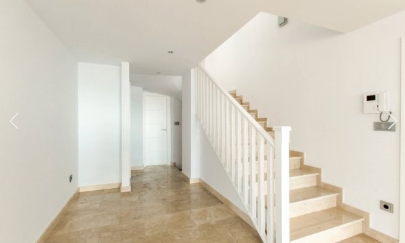 Herverkoop - Villa -
Moraira