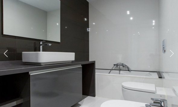 Herverkoop - Villa -
Moraira