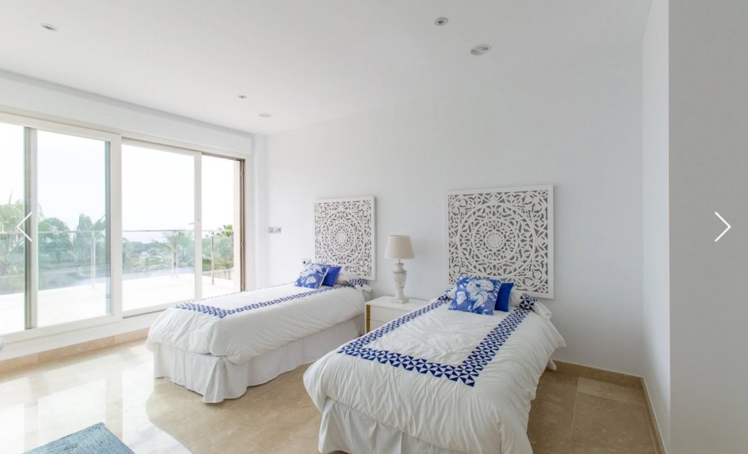 Herverkoop - Villa -
Moraira