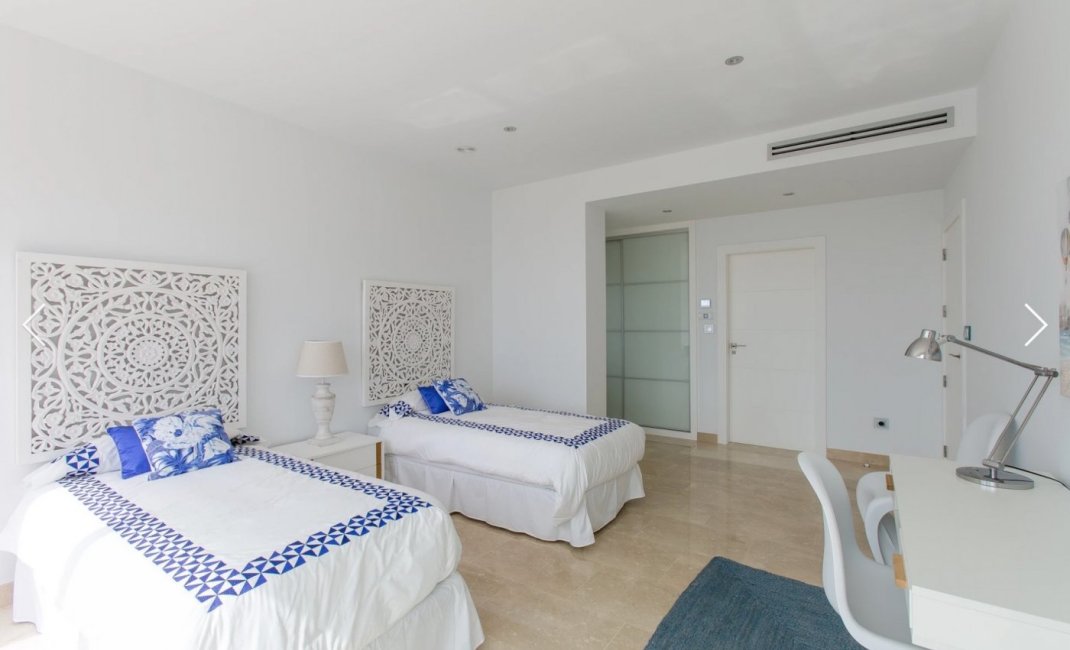 Herverkoop - Villa -
Moraira