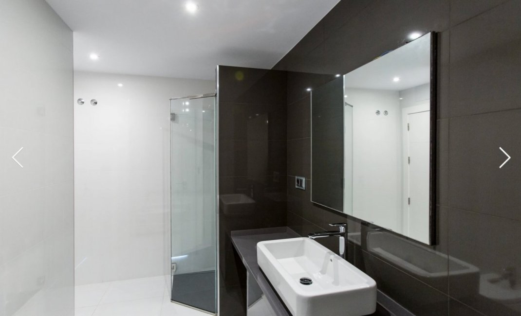 Herverkoop - Villa -
Moraira