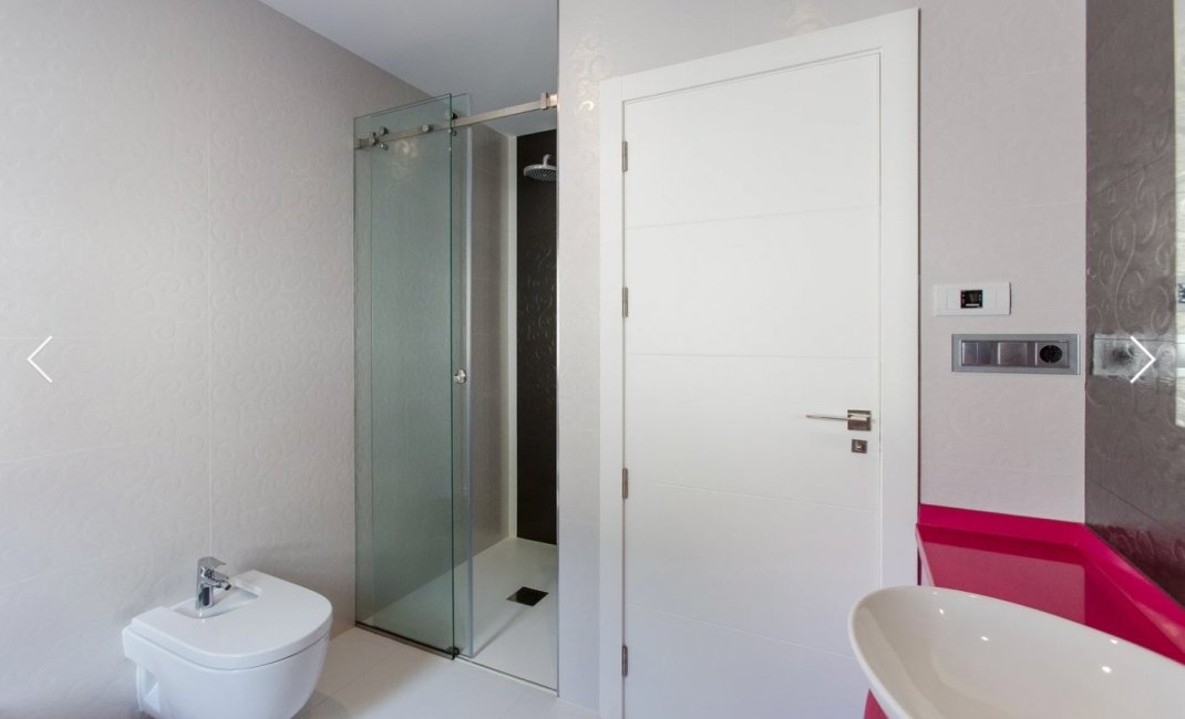 Herverkoop - Villa -
Moraira