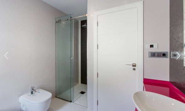 Herverkoop - Villa -
Moraira