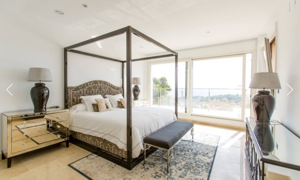 Herverkoop - Villa -
Moraira