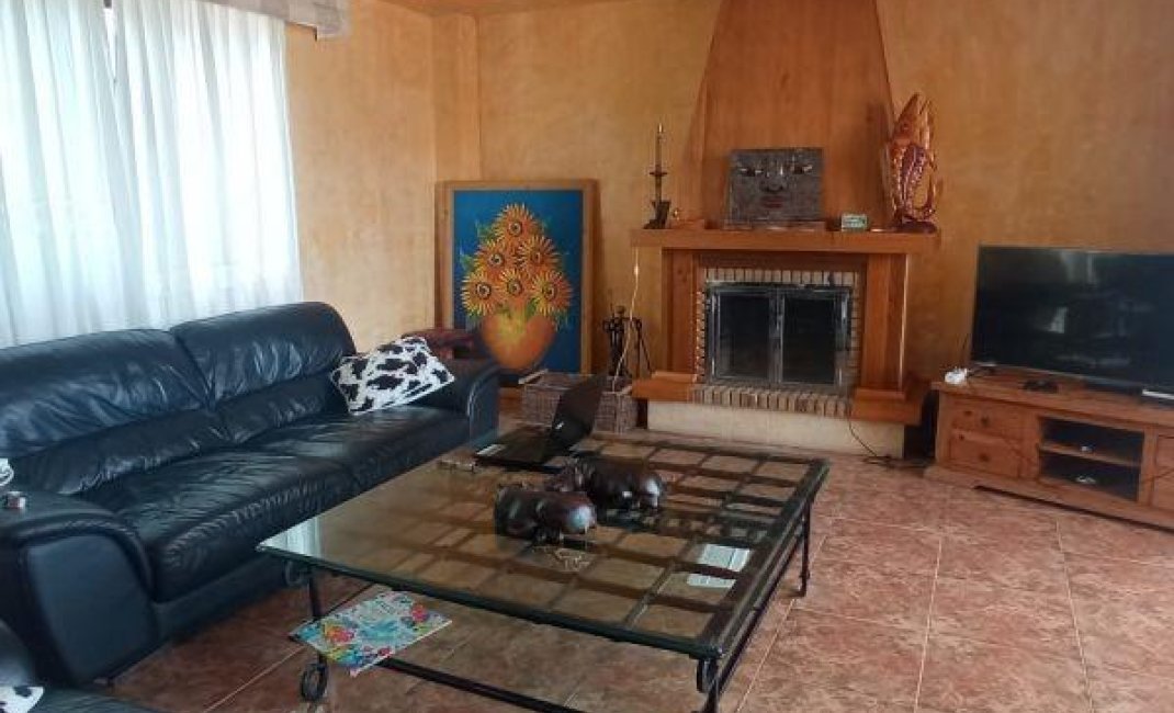 Resale - Villa -
Benidorm - Poniente