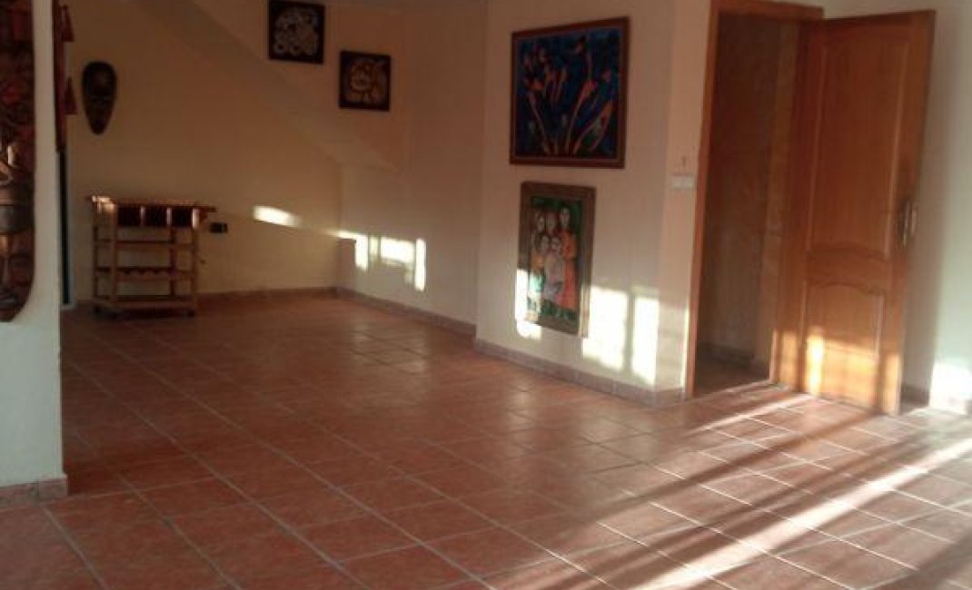 Resale - Villa -
Benidorm - Poniente