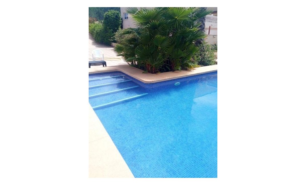 Resale - Villa -
Benidorm - Poniente