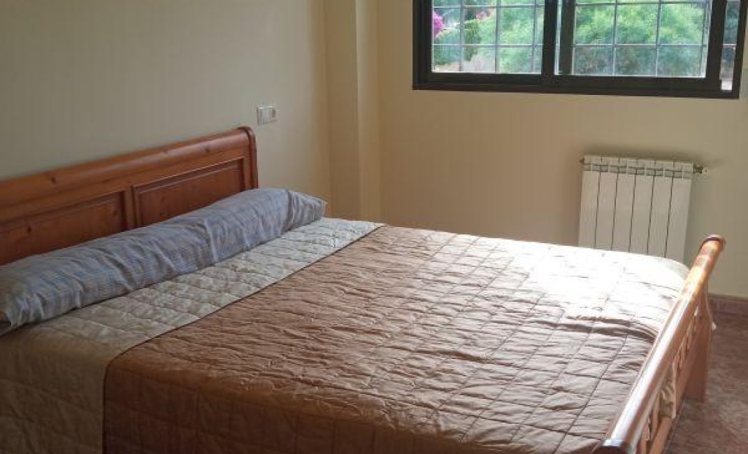 Resale - Villa -
Benidorm - Poniente