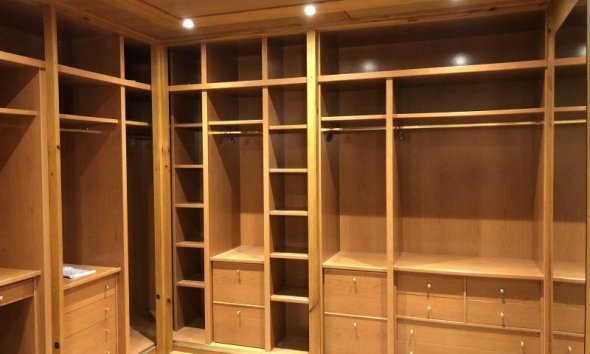 Resale - Villa -
Benidorm - Poniente