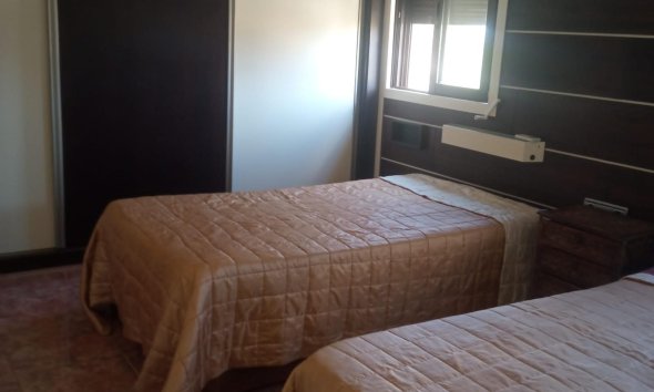 Resale - Villa -
Benidorm - Poniente