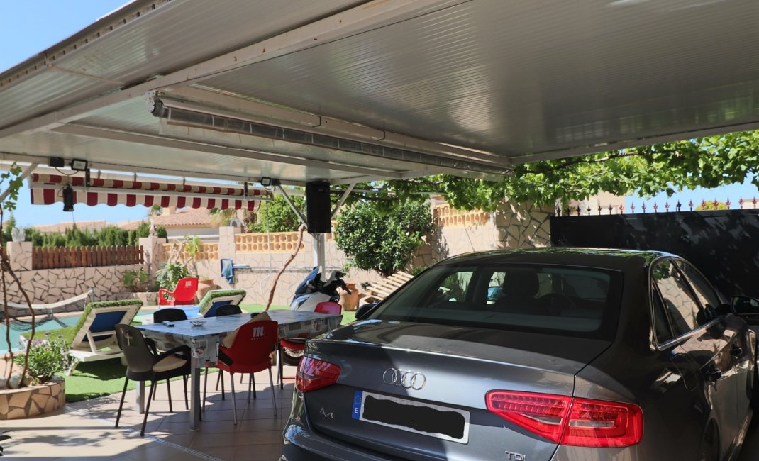 Resale - Townhouse / Semi -
La Nucía - Urbanisations