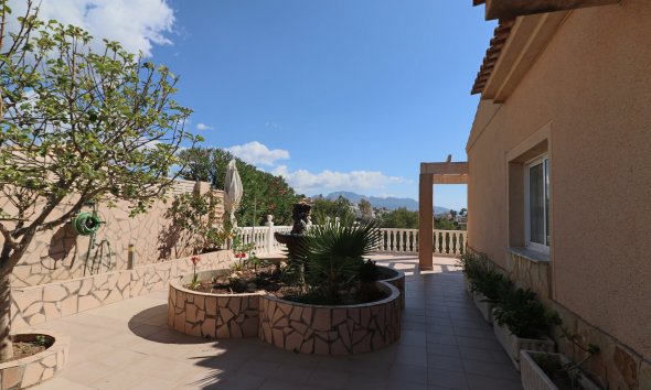 Resale - Townhouse / Semi -
La Nucía - Urbanisations