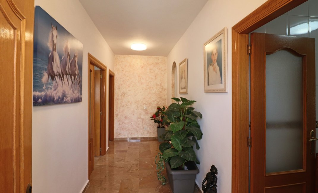 Resale - Townhouse / Semi -
La Nucía - Urbanisations