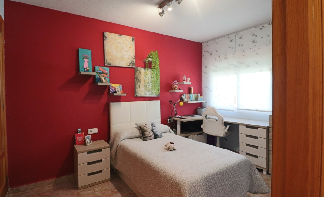 Resale - Townhouse / Semi -
La Nucía - Urbanisations