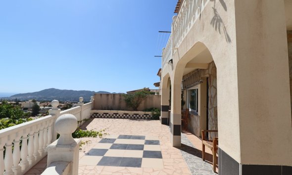 Resale - Townhouse / Semi -
La Nucía - Urbanisations