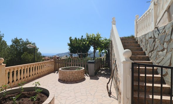 Resale - Townhouse / Semi -
La Nucía - Urbanisations