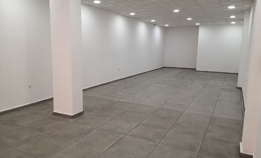 Resale - Commercial -
Benidorm - Colonia Madrid / Foietes