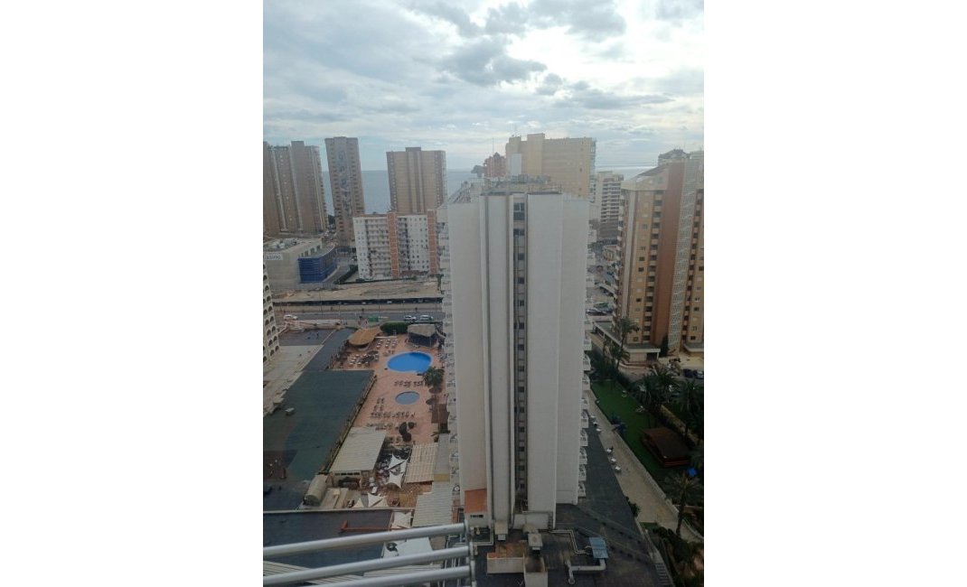Resale - Apartment / flat -
Benidorm - Rincón de Loix