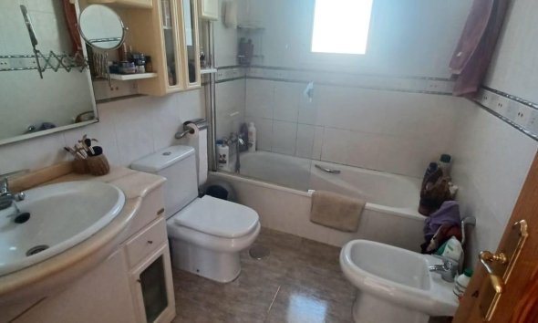 Herverkoop - Villa -
La Nucía