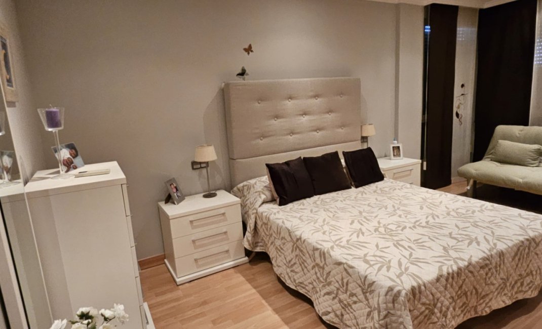 Resale - Apartment / flat -
Benidorm - Levante