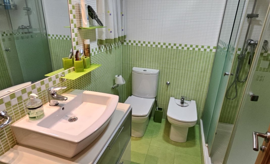 Resale - Apartment / flat -
Benidorm - Levante