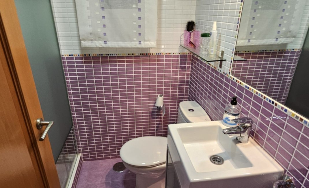 Resale - Apartment / flat -
Benidorm - Levante